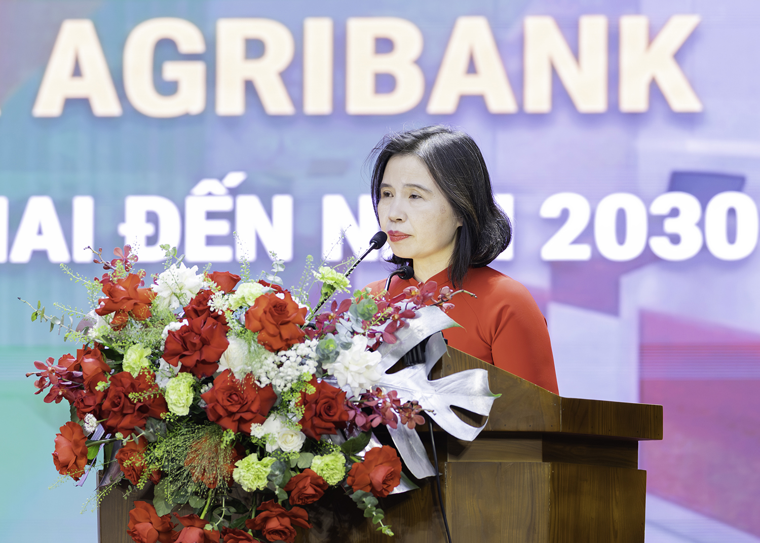 Đồng chí Nguyễn Thị Thu Hà - Giám đốc Trường Đào tạo phát biểu tại Hội nghị