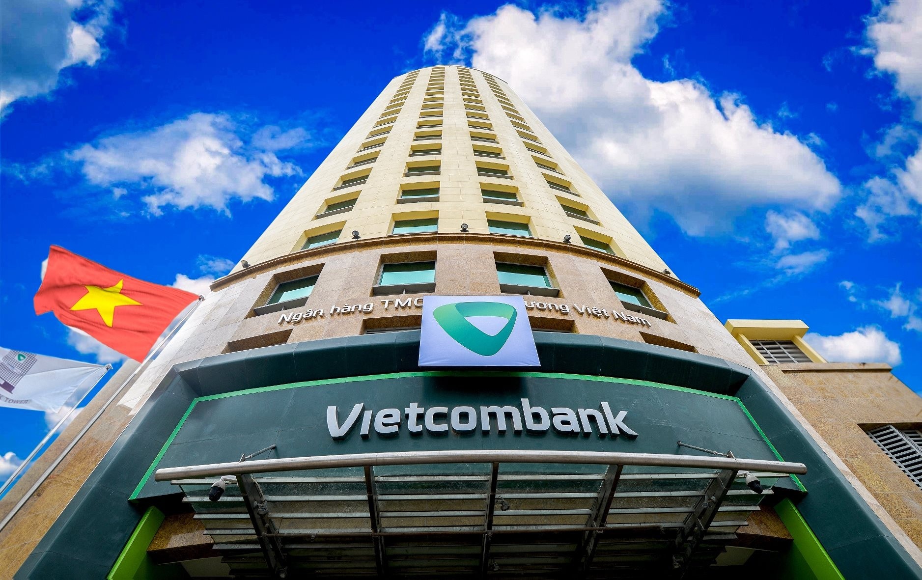 Moody's Ratings nâng triển vọng xếp hạng của VCB lên Tích cực