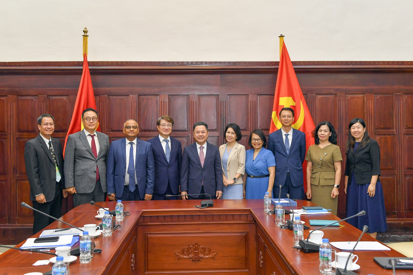 Phó Thống đốc Nguyễn Ngọc Cảnh tiếp Đoàn công tác của ADB