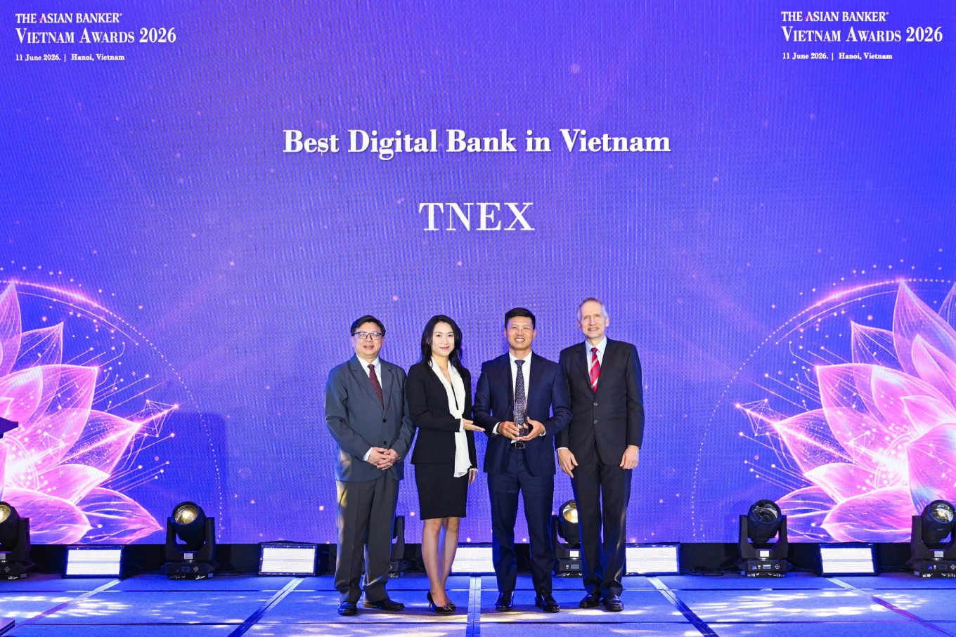 TNEX đạt giải thưởng Ngân hàng số tốt nhất Việt Nam 2026