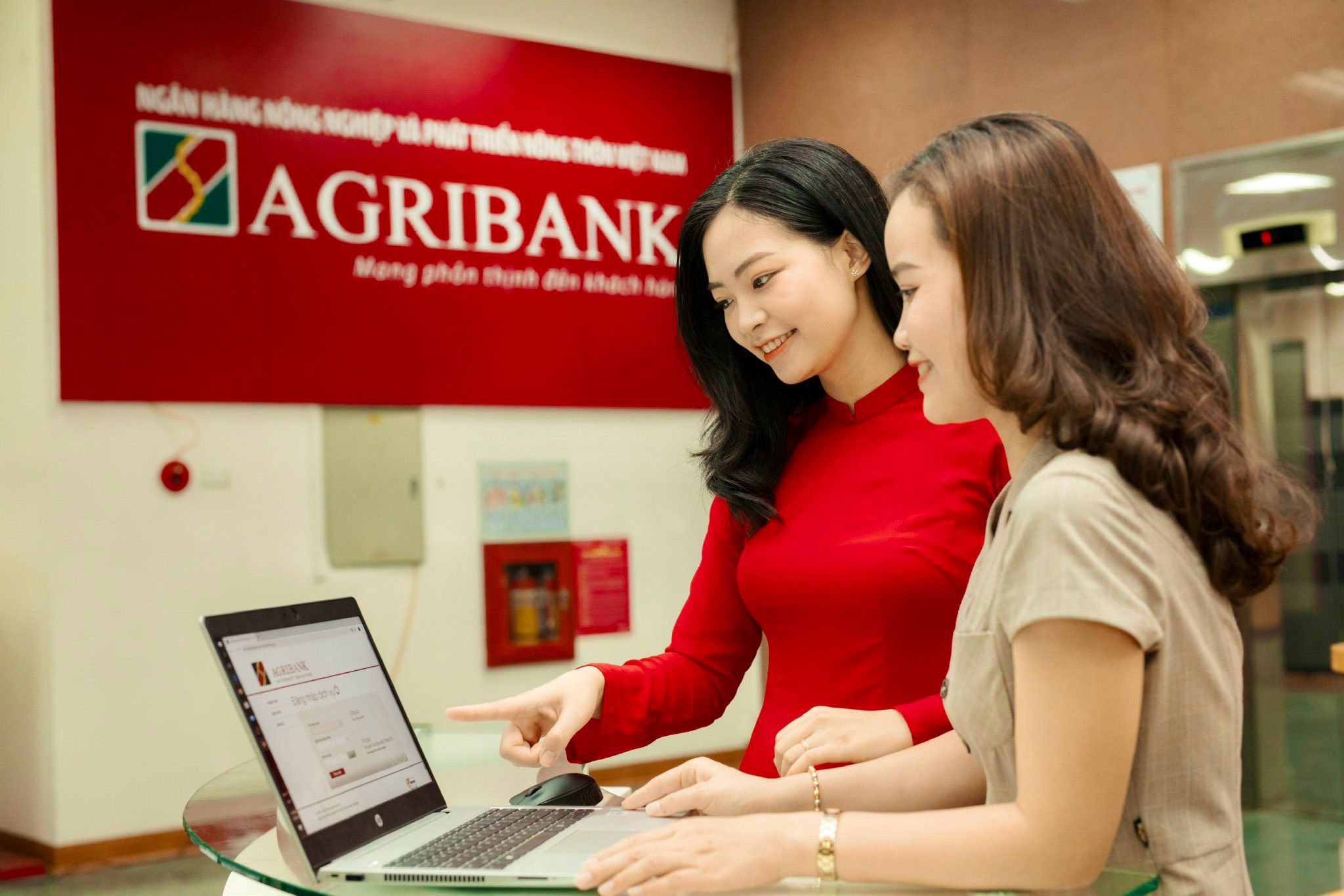 Agribank không ngừng nâng cao chất lượng dịch vụ, tối ưu hóa quy trình nghiệp vụ và nâng cao trải nghiệm khách hàng