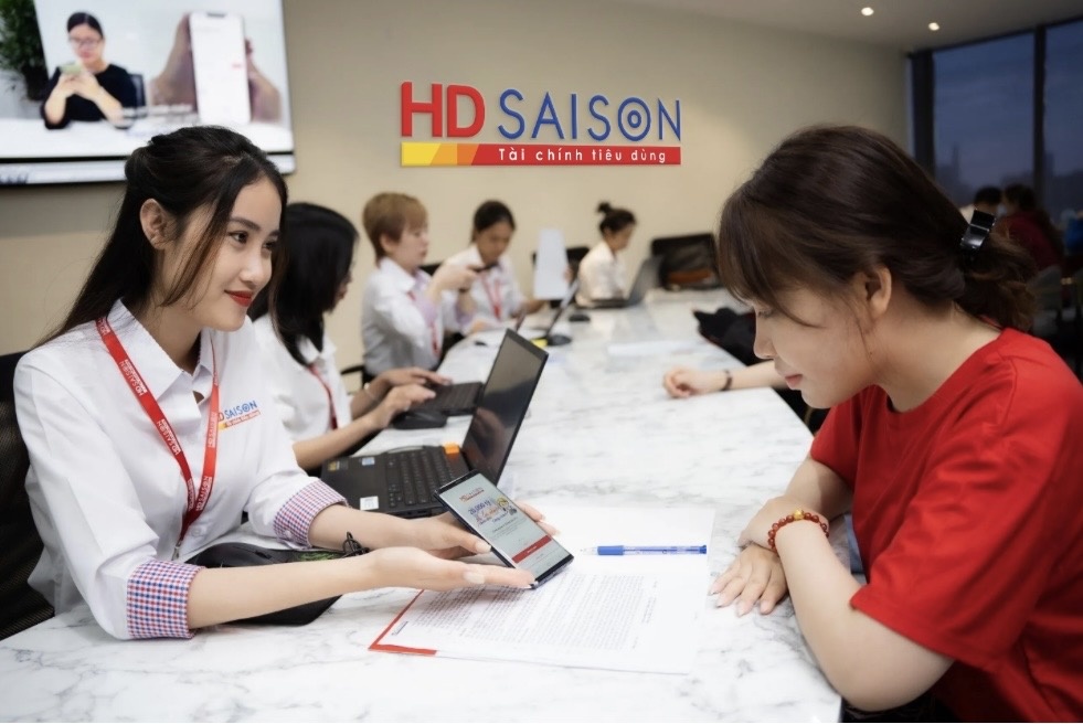 Khách hàng của HD SAISON tiếp cận tài chính chính thống trên nền tảng số