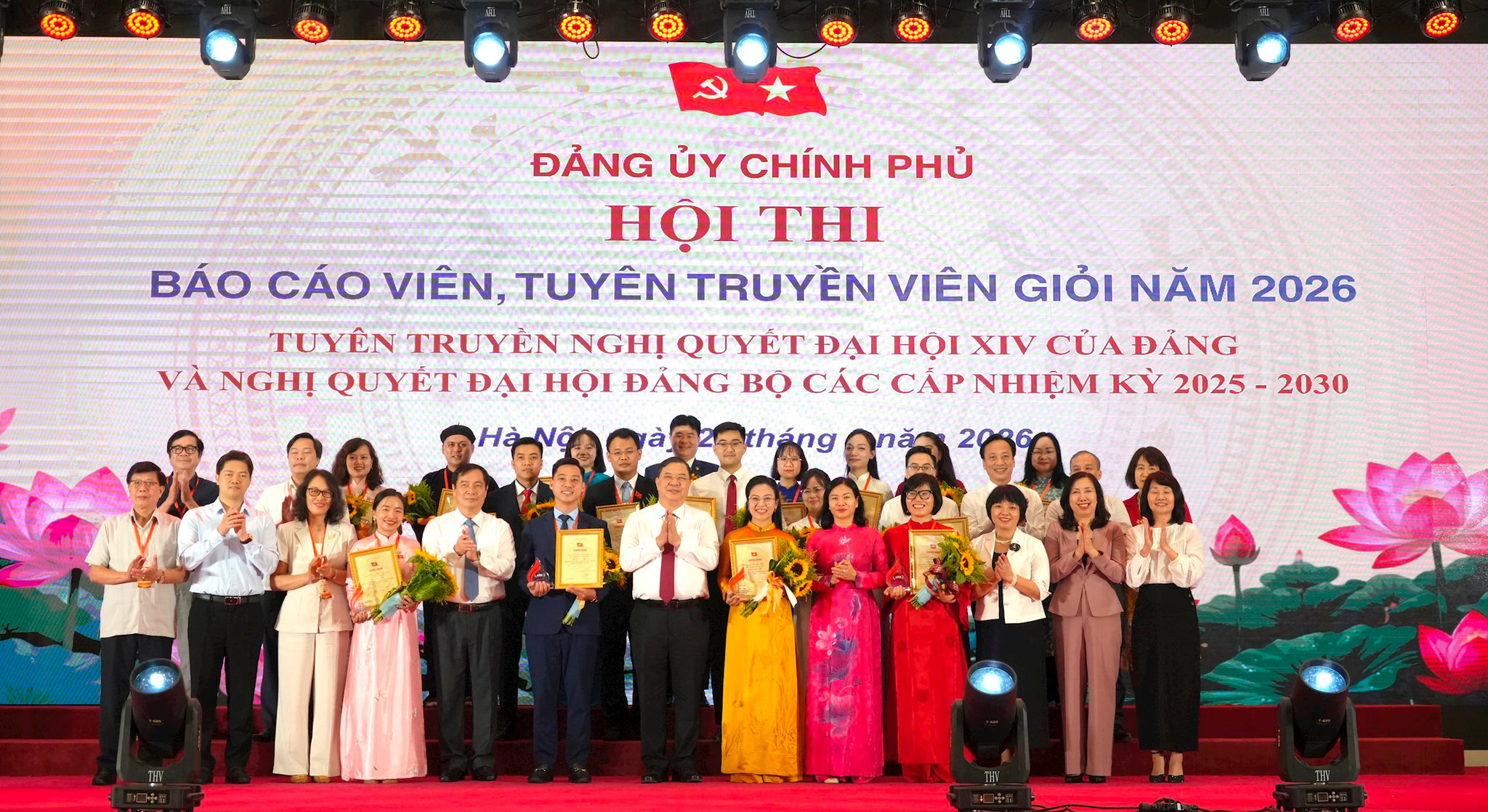 Hội thi Báo cáo viên, Tuyên truyền viên giỏi tuyên truyền Nghị quyết Đại hội XIV của Đảng và tuyên truyền nghị quyết đại hội đảng bộ các cấp nhiệm kỳ 2025-2030 trong Đảng bộ Chính phủ diễn ra thành công, tốt đẹp