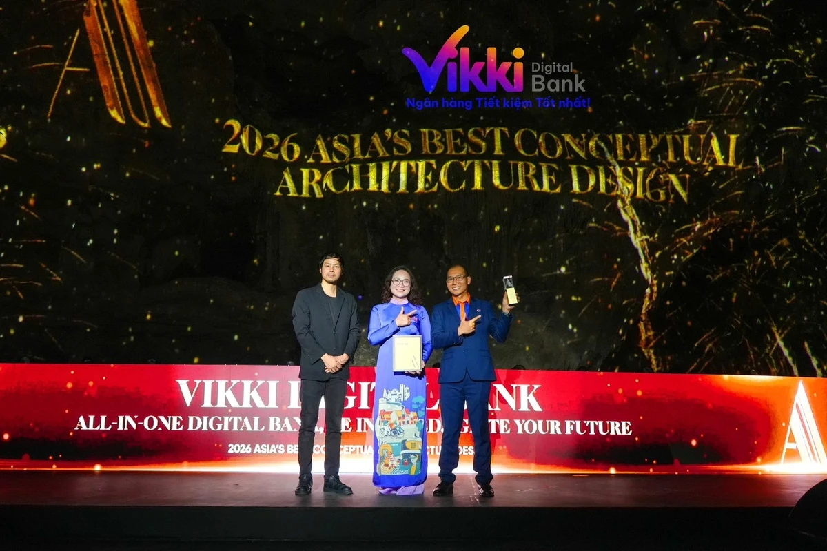 Bà Phan Thị Trâm Anh nhận giải “Asia’s Best Conceptual Architecture Design”.