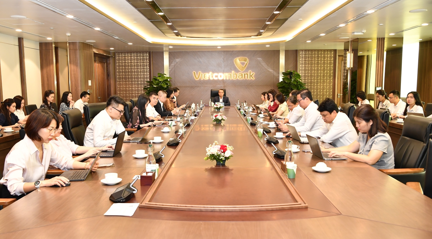 Toàn cảnh Phiên họp Ủy ban Phát triển bền vững Vietcombank quý II/2026 tại Trụ sở chính Vietcombank