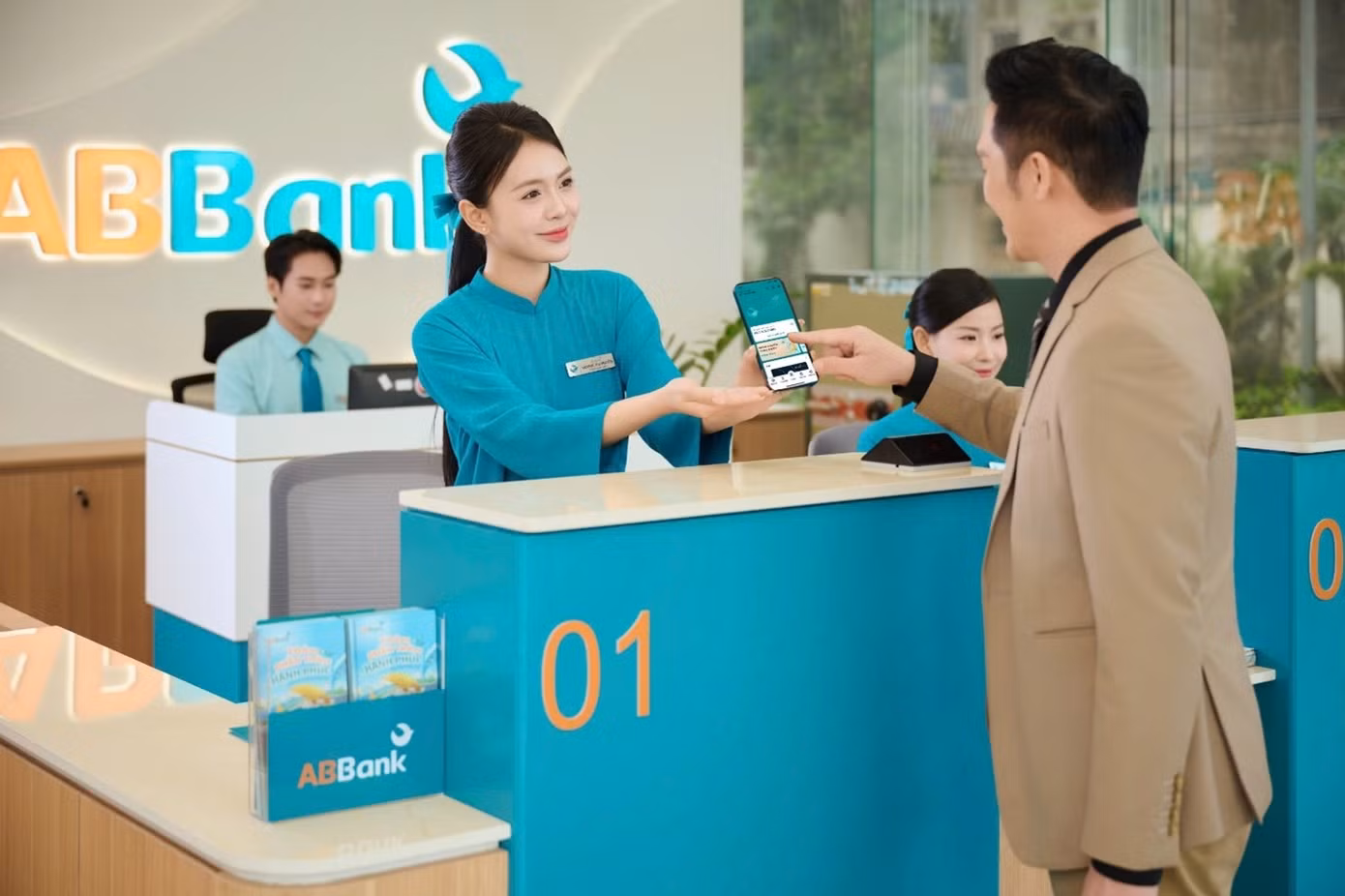 ABBank liên tục đầu tư phát triển nền tảng ngân hàng số dành cho khách hàng cá nhân và doanh nghiệp