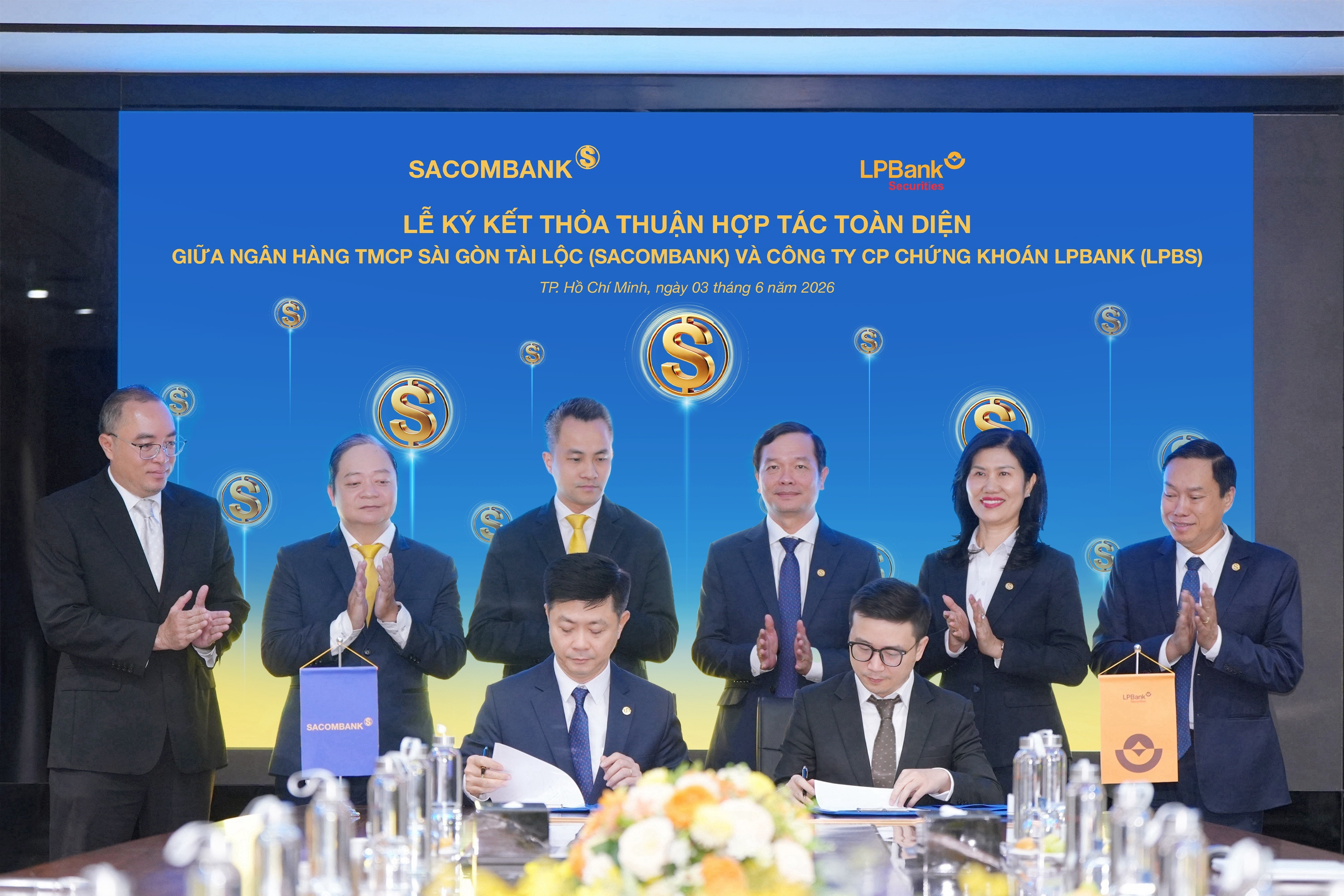 SACOMBANK và LPBS ký kết hợp tác toàn diện, gia tăng tiện ích và trải nghiệm cho khách hàng