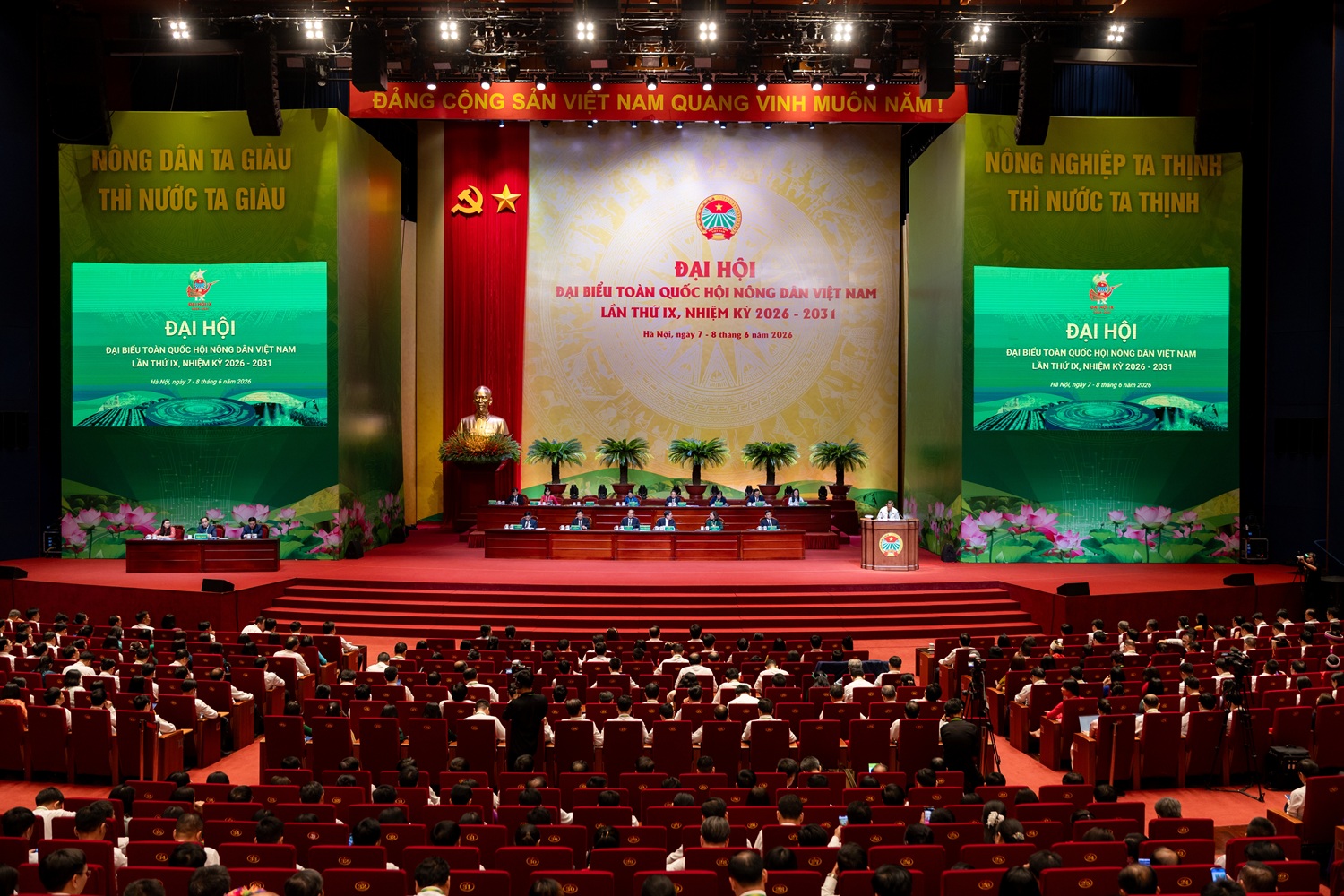 Toàn cảnh Đại hội đại biểu toàn quốc Hội Nông dân Việt Nam lần thứ IX, nhiệm kỳ 2026-2031