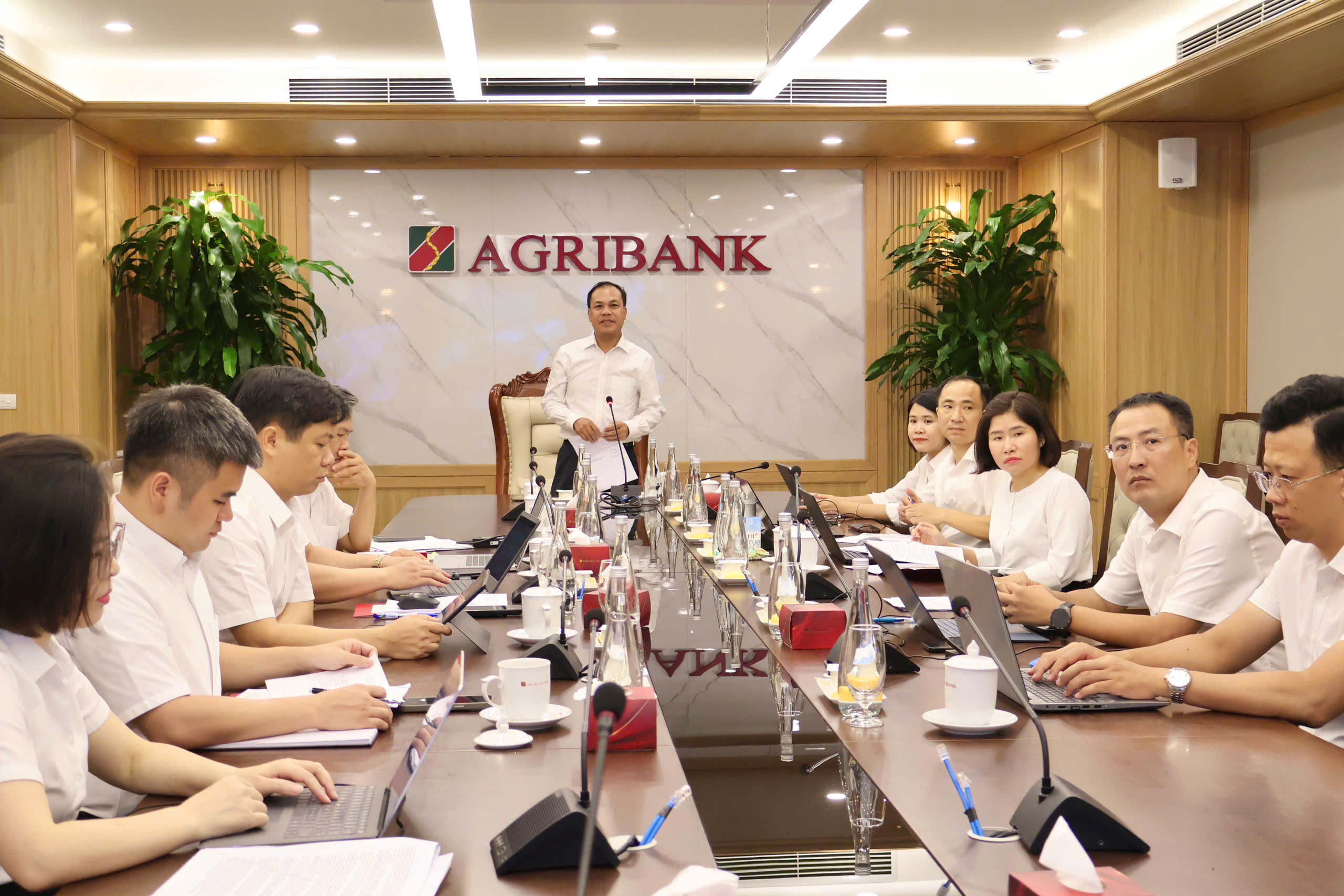 Tăng cường phối hợp, quyết tâm hoàn thành các mục tiêu kế hoạch kinh doanh năm 2026