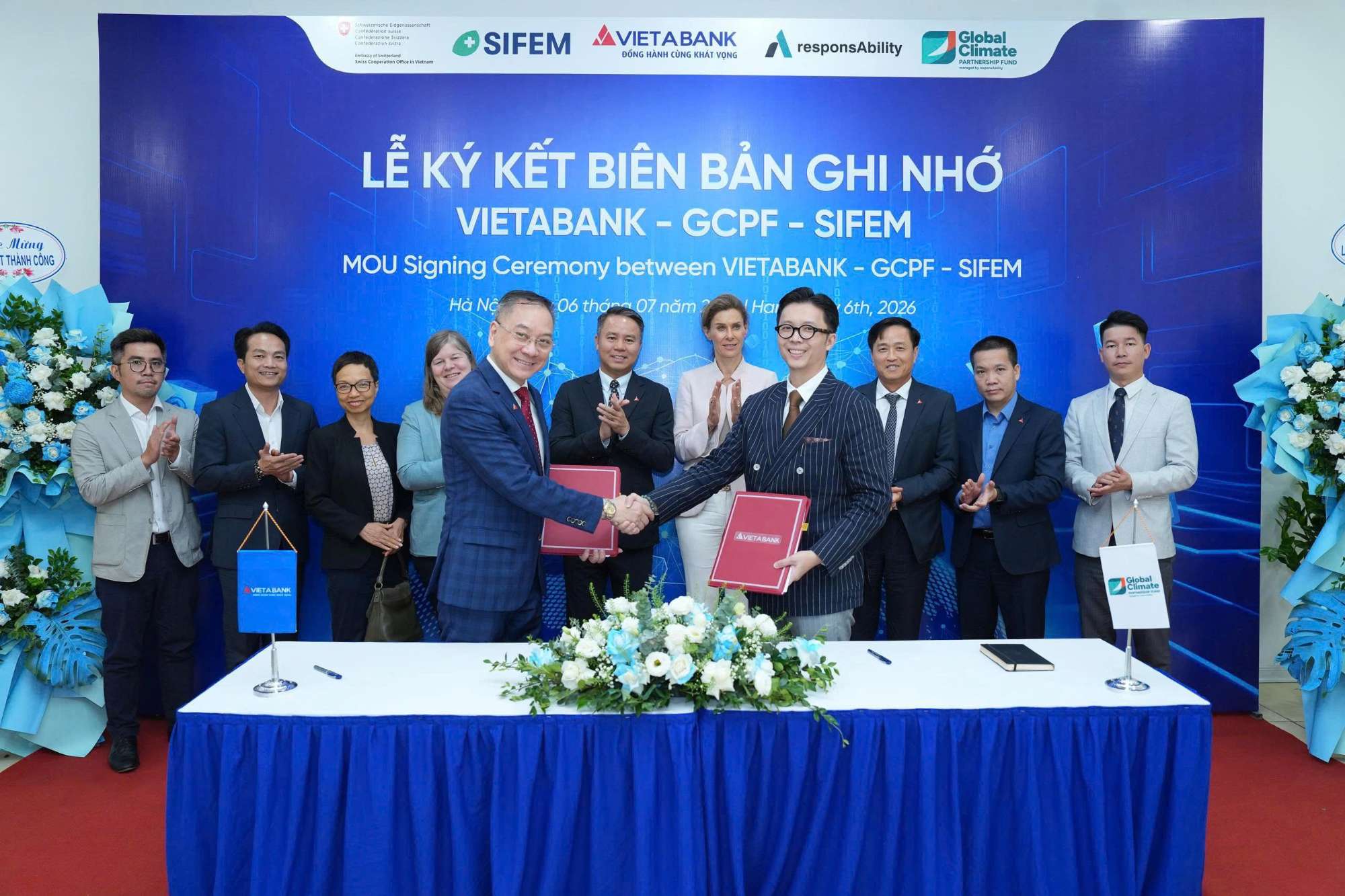 Ảnh: VietABank ký kết hợp tác với 2 định chế tài chính quốc tế GCPF và SIFEM