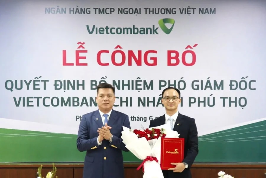 Phó Giám đốc