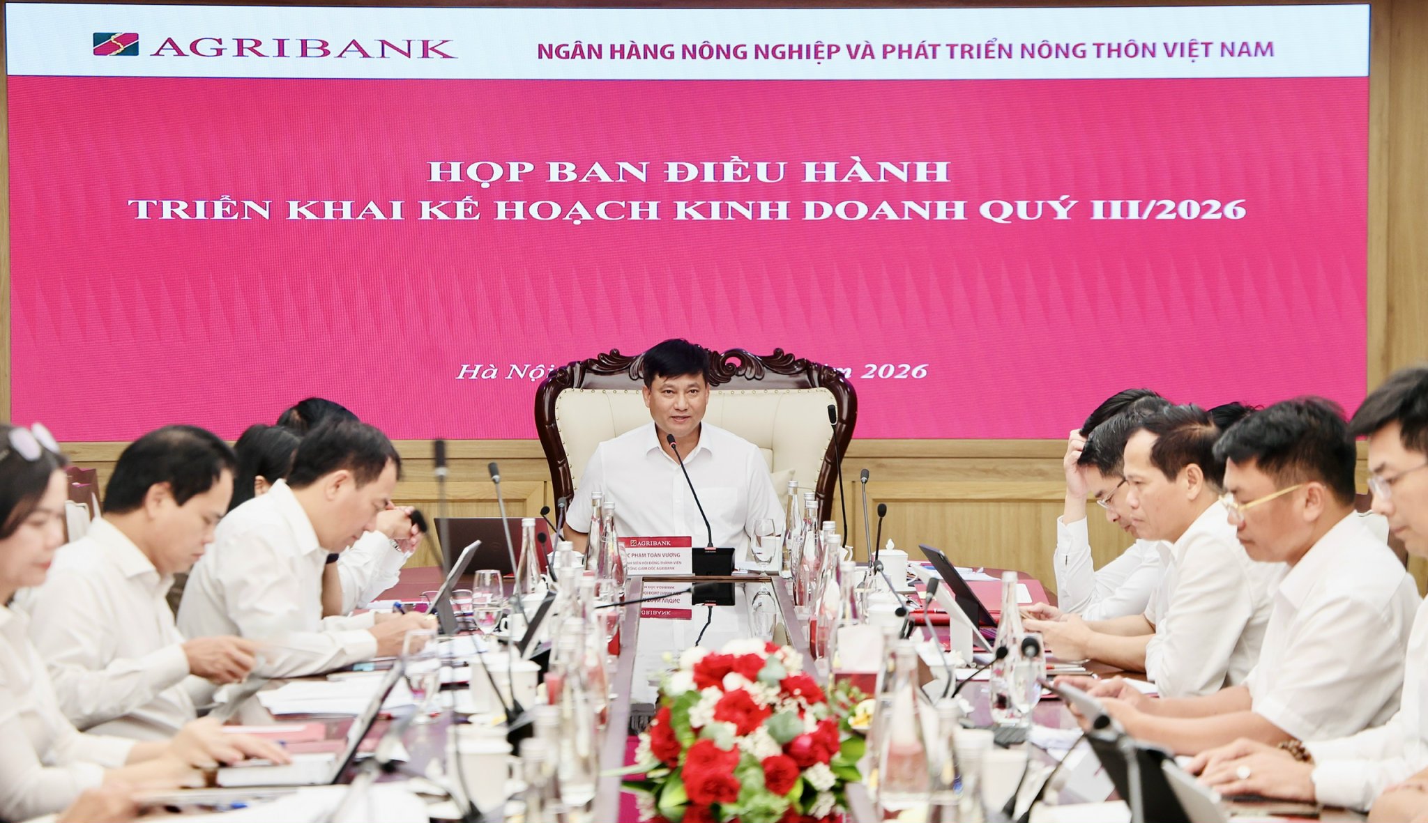 Đồng chí Phạm Toàn Vượng - Phó Bí thư Đảng ủy, Thành viên Hội đồng Thành viên, Tổng Giám đốc Agribank khai mạc phiên họp
