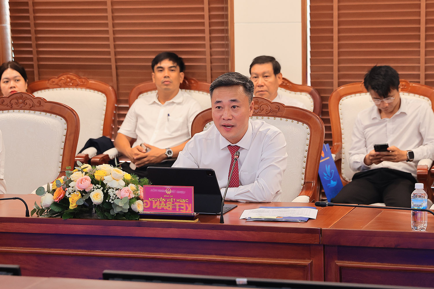 Ảnh: Ông Nguyễn Việt Hùng - Phó Bí thư Tỉnh ủy, Chủ tịch UBND tỉnh Khánh Hòa phát biểu tại buổi lễ