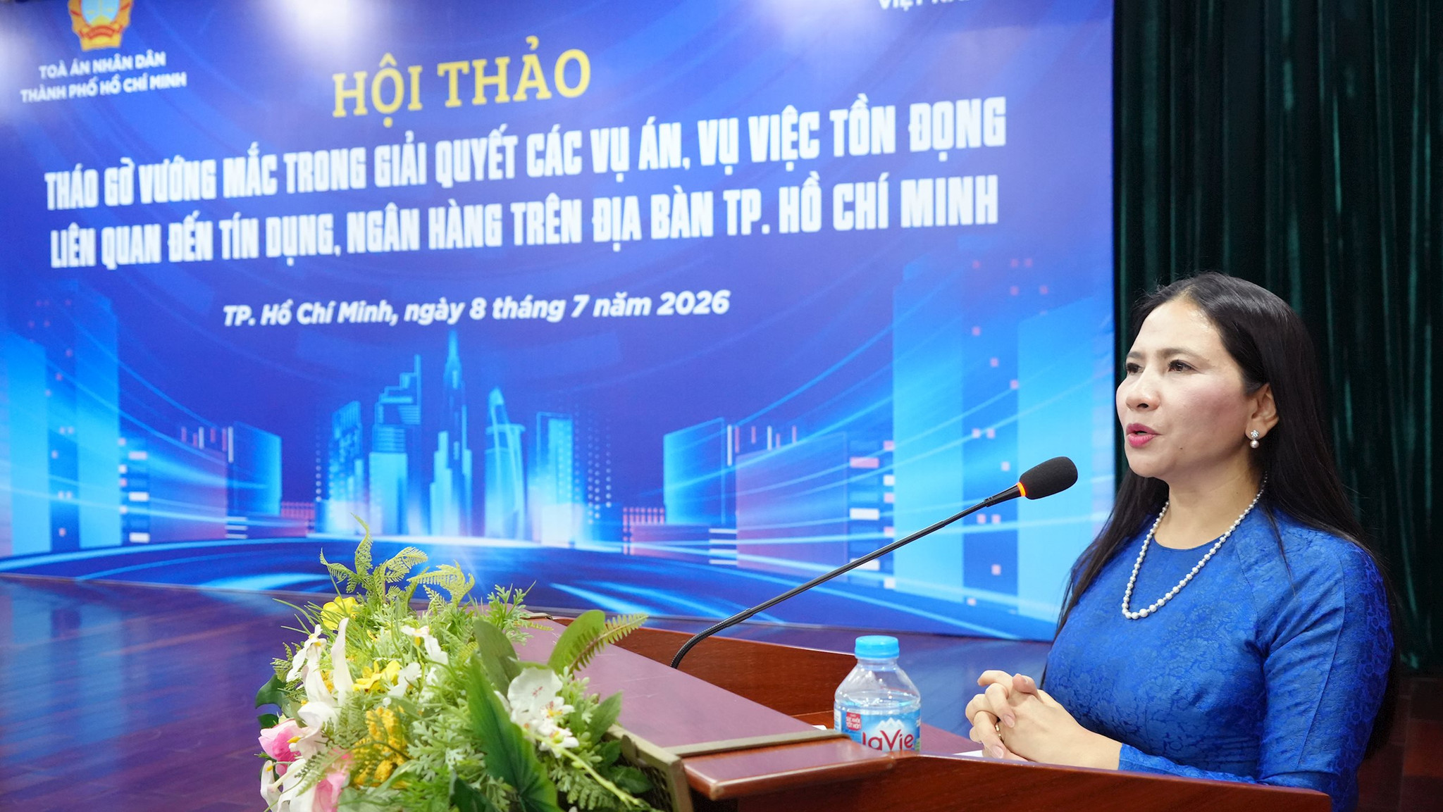 Bà Nguyễn Thị Thuỳ Dung, Phó Chánh án Toà án Nhân dân TP. Hồ Chí Minh phát biểu tại hội thảo