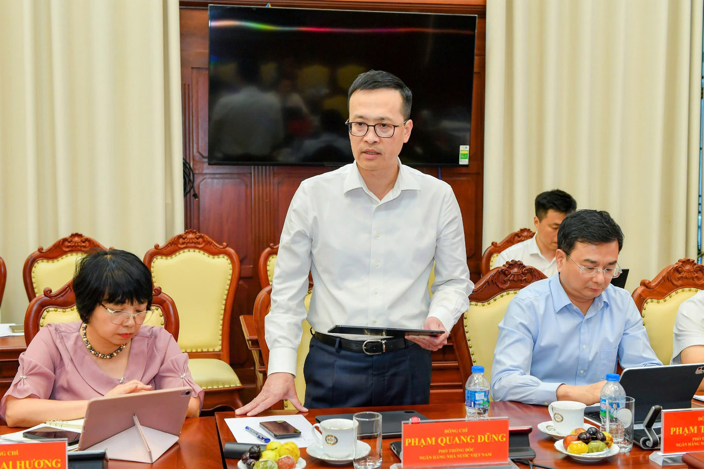 Phó Thống đốc Phạm Quang Dũng phát biểu tại buổi làm việc