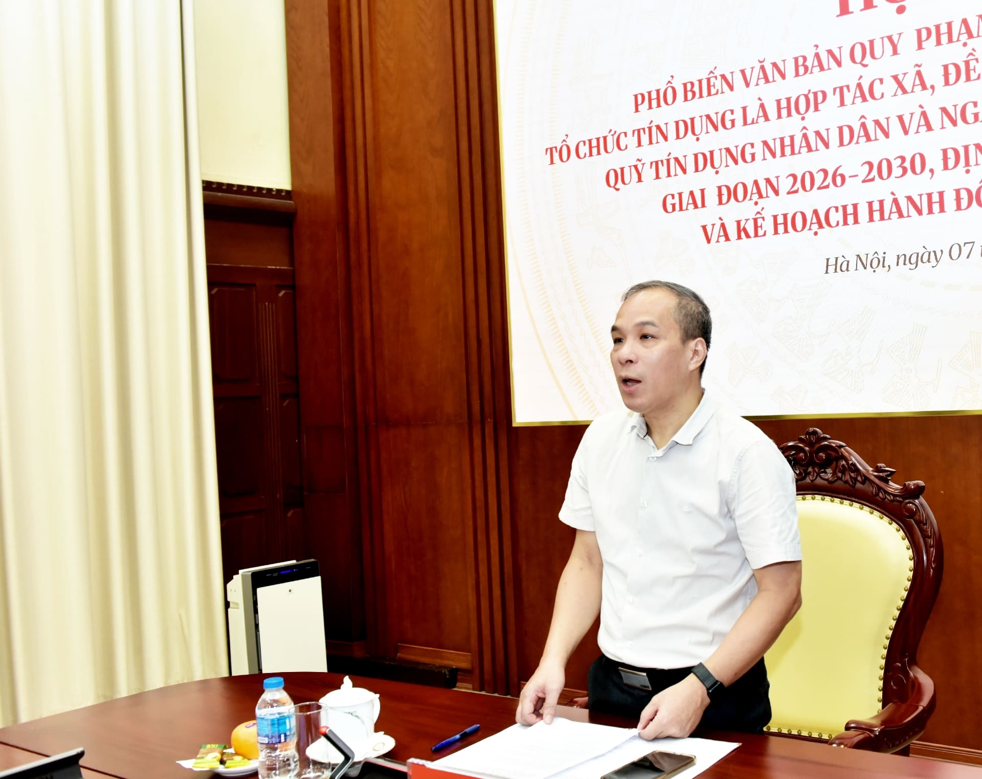 Đồng chí Đoàn Thái Sơn, Phó Bí thư Thường trực Đảng ủy, Phó Thống đốc Thường trực NHNN phát biểu tại Hội nghị