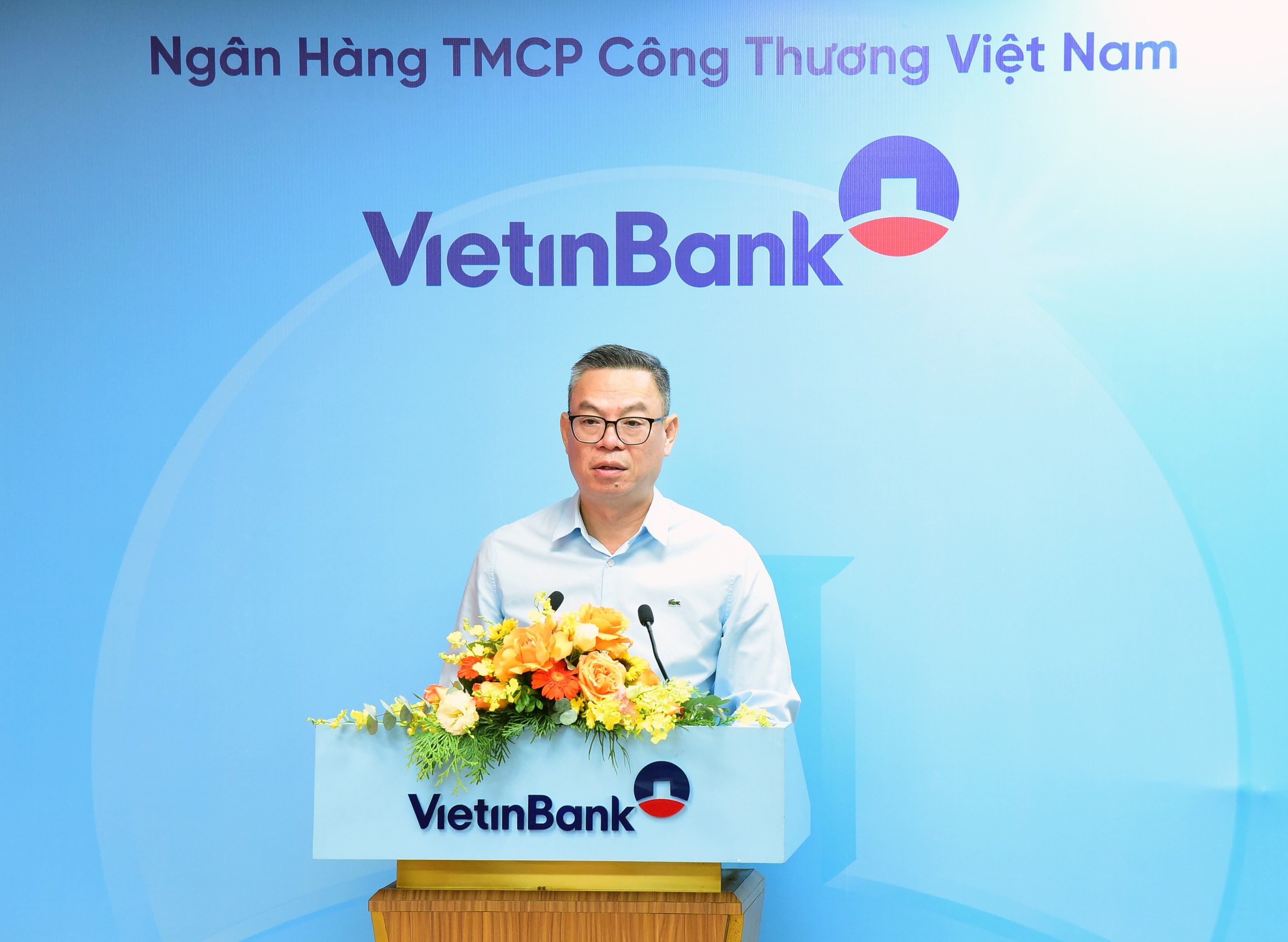 Ảnh: Đồng chí Trần Minh Bình, Bí thư Đảng ủy, Chủ tịch HĐQT VietinBank phát biểu khai mạc Hội nghị