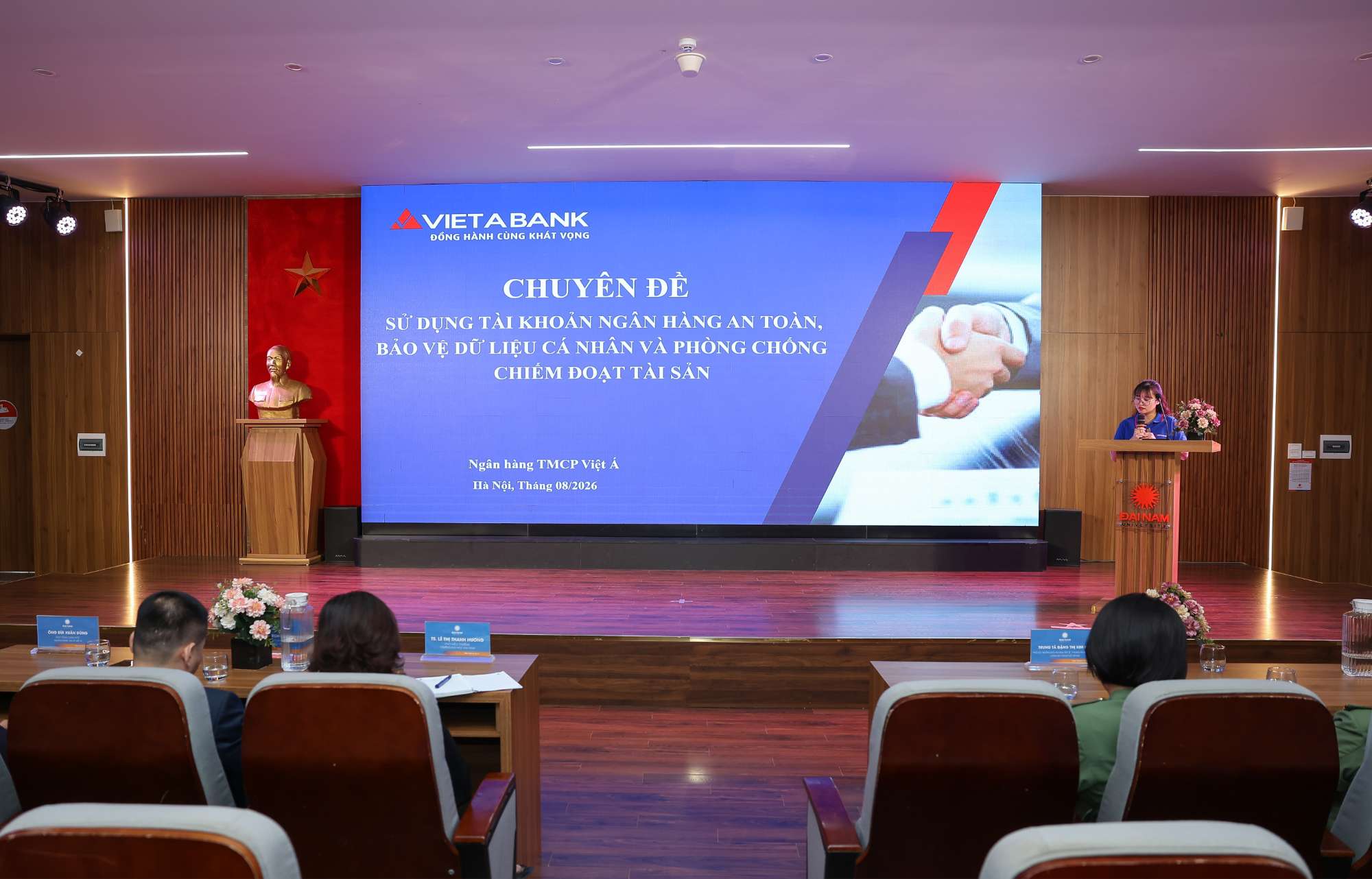 VietABank đồng hành cùng Phòng An ninh kinh tế và Đại học Đại Nam tuyên truyền phòng, chống lừa đảo trên không gian mạng