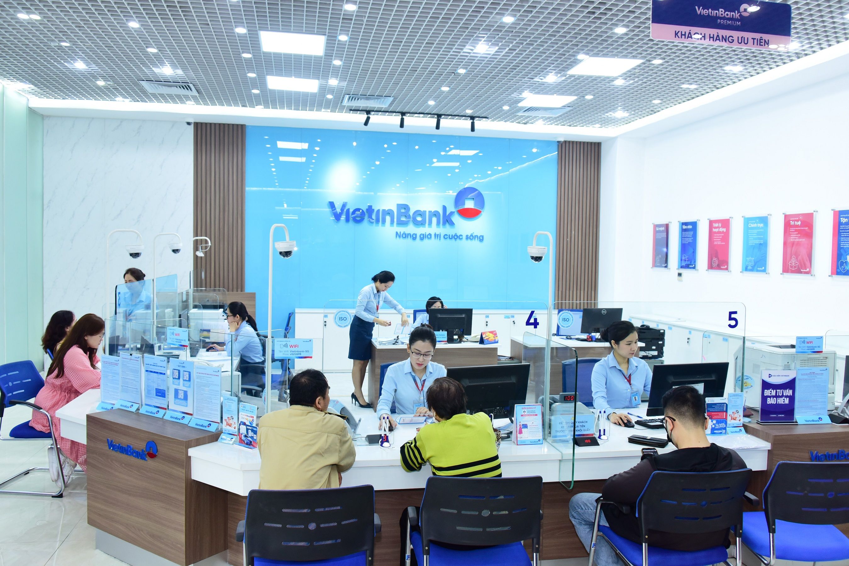 VietinBank làm chủ năng lực chuyển đổi số, giữ đà tăng trưởng bền vững