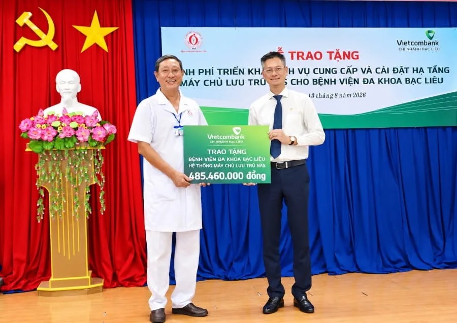 Vietcombank Bạc Liêu tài trợ hạ tầng lưu trữ dữ liệu cho bệnh viện