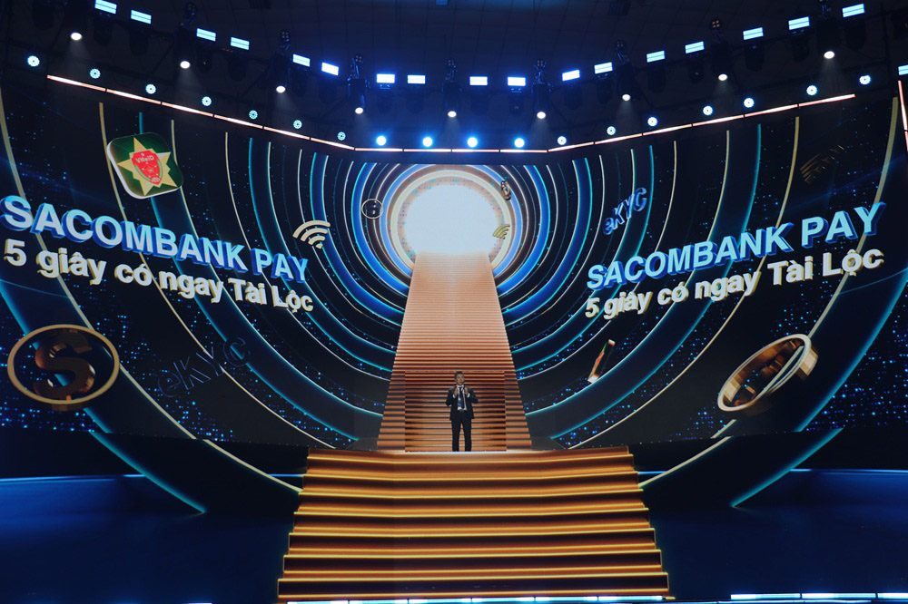 Ông Nguyễn Hoàng Hải - Phó Tổng giám đốc SACOMBANK chia sẻ về hành trình chuyển đổi số của SACOMBANK