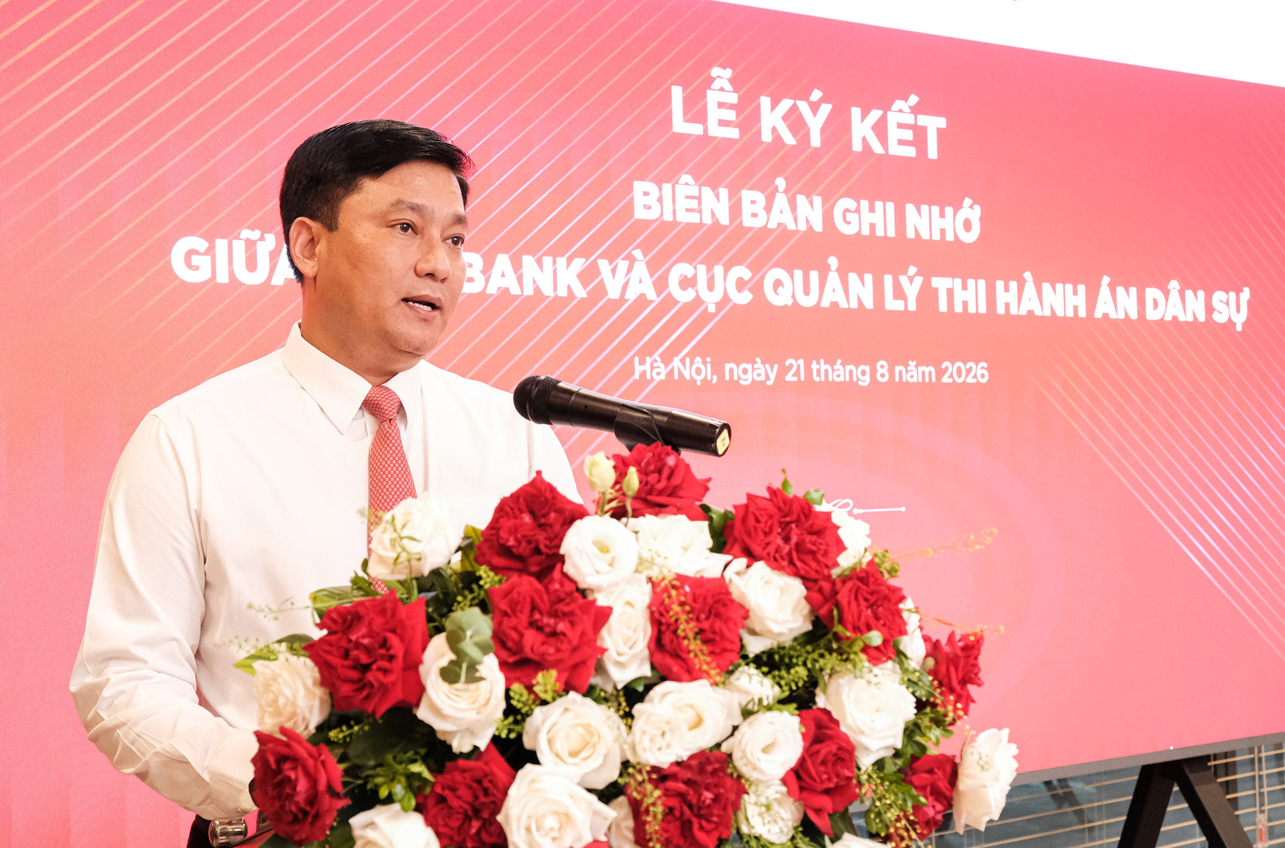 Ông Phạm Toàn Vượng - Thành viên HĐTV, Tổng Giám đốc Agribank phát biểu tại Lễ ký kết