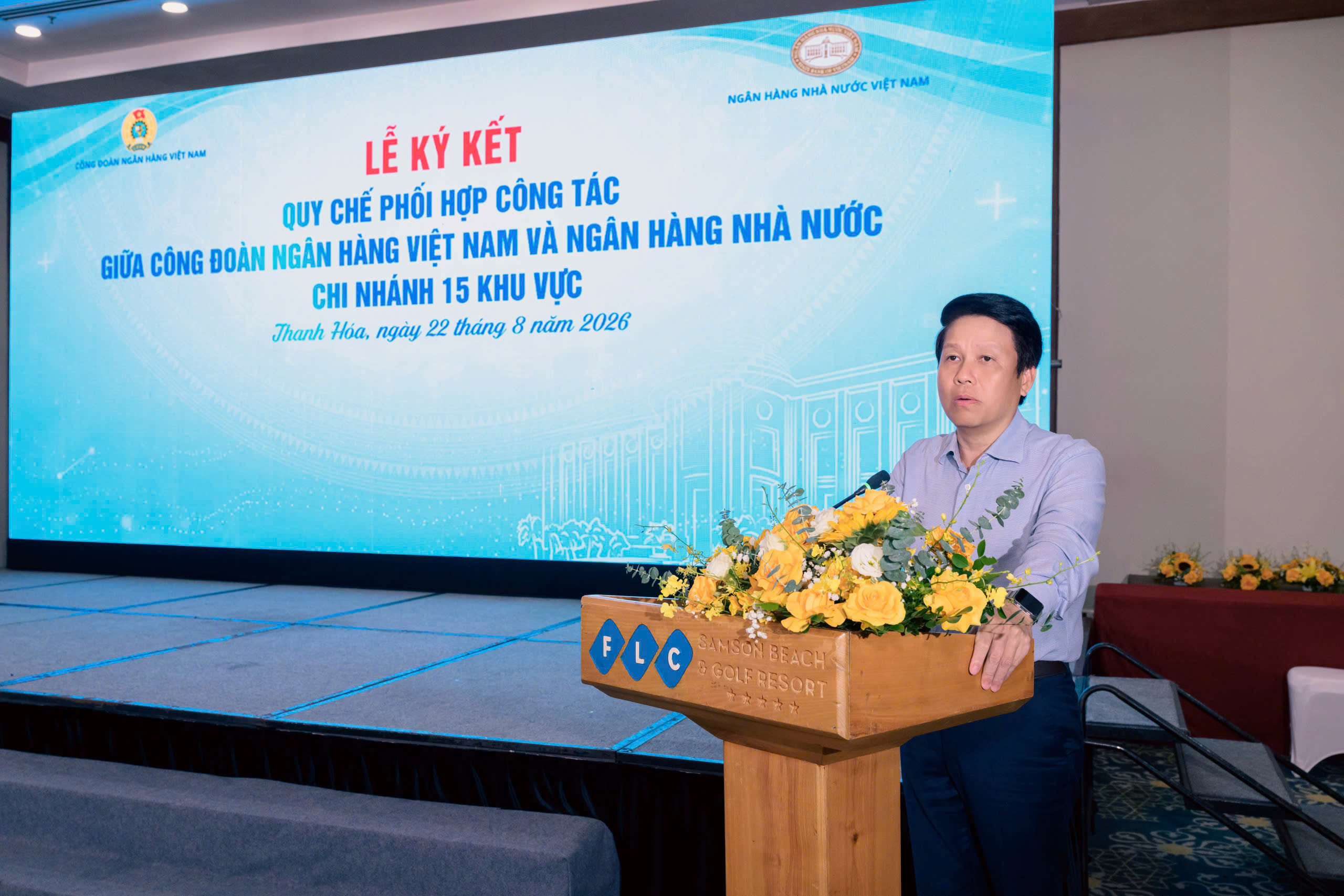 Đồng chí Phạm Tiến Dũng, Phó Thống đốc NHNN, Chủ tịch Công đoàn NHVN phát biểu chỉ đạo tại Lễ ký kết