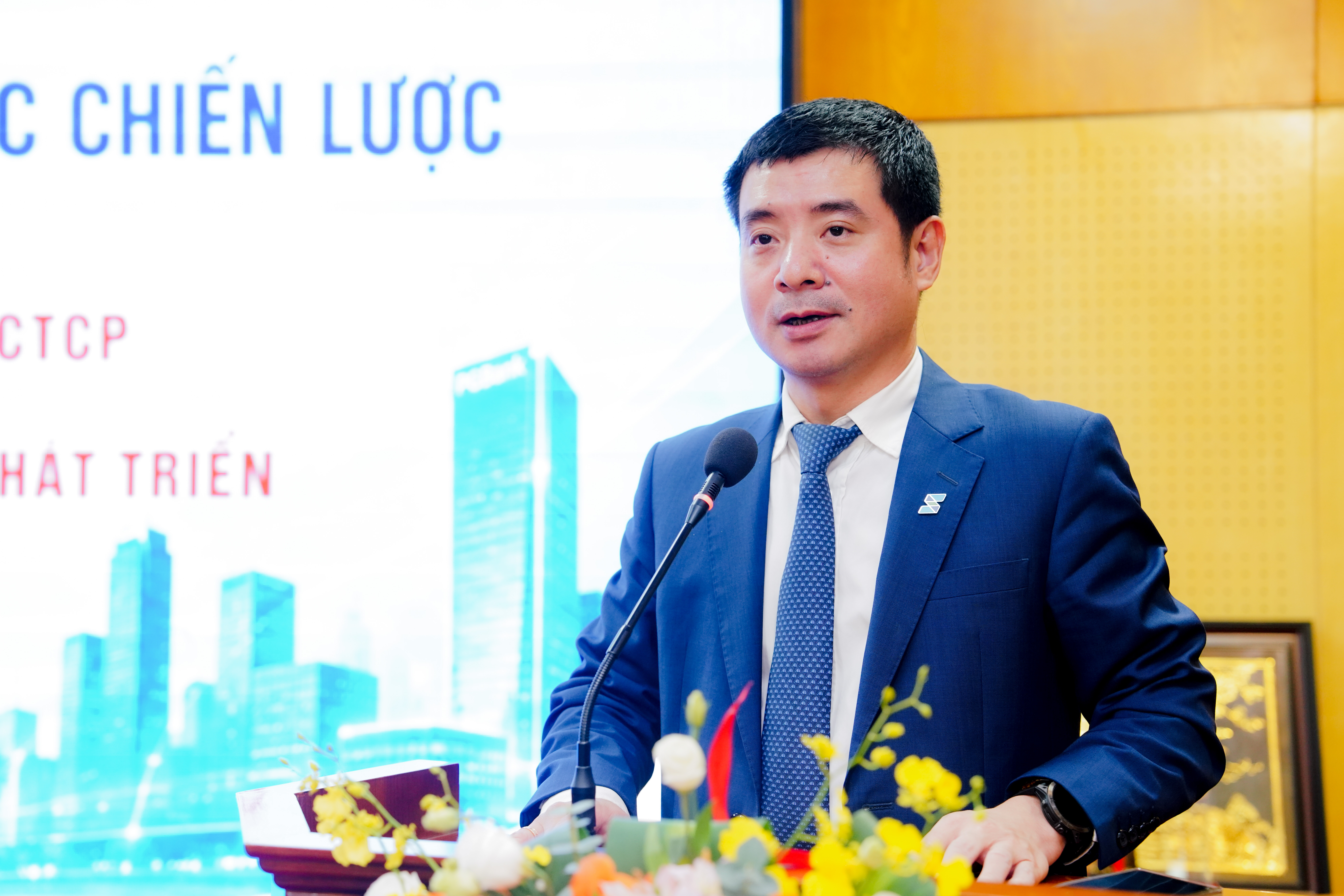 Ảnh: Ông Nguyễn Văn Hương - Tổng Giám đốc PGBank phát biểu tại buổi lễ