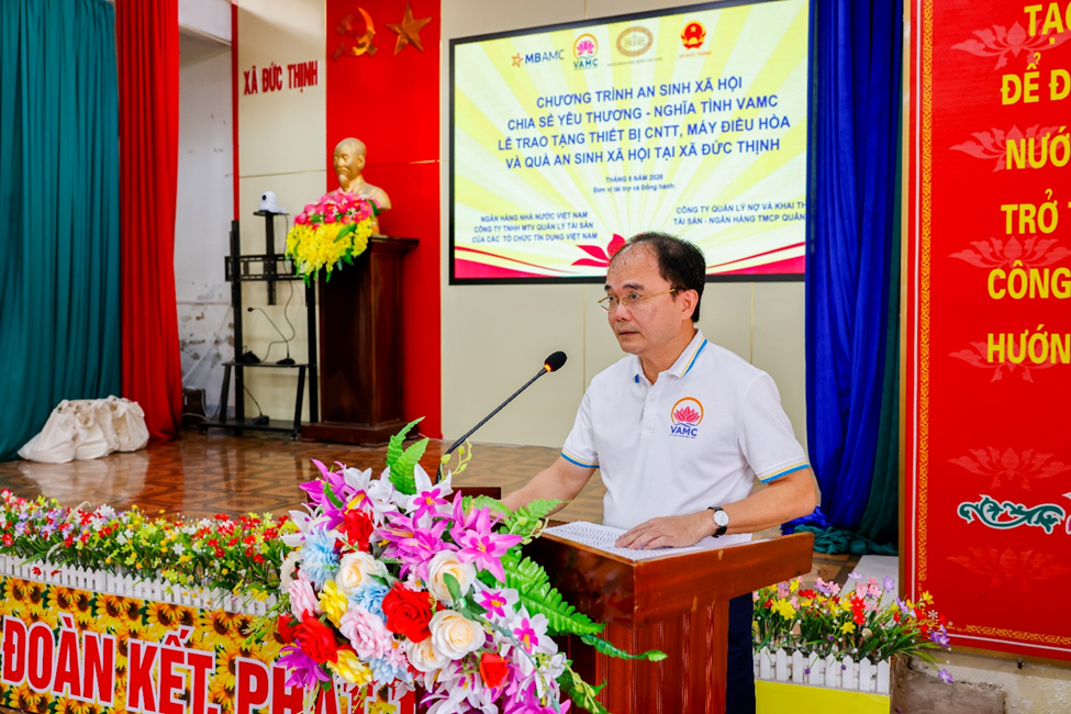 Ông Đặng Đình Thích – Phó Bí thư Đảng ủy, Quyền Tổng Giám đốc VAMC phát biểu