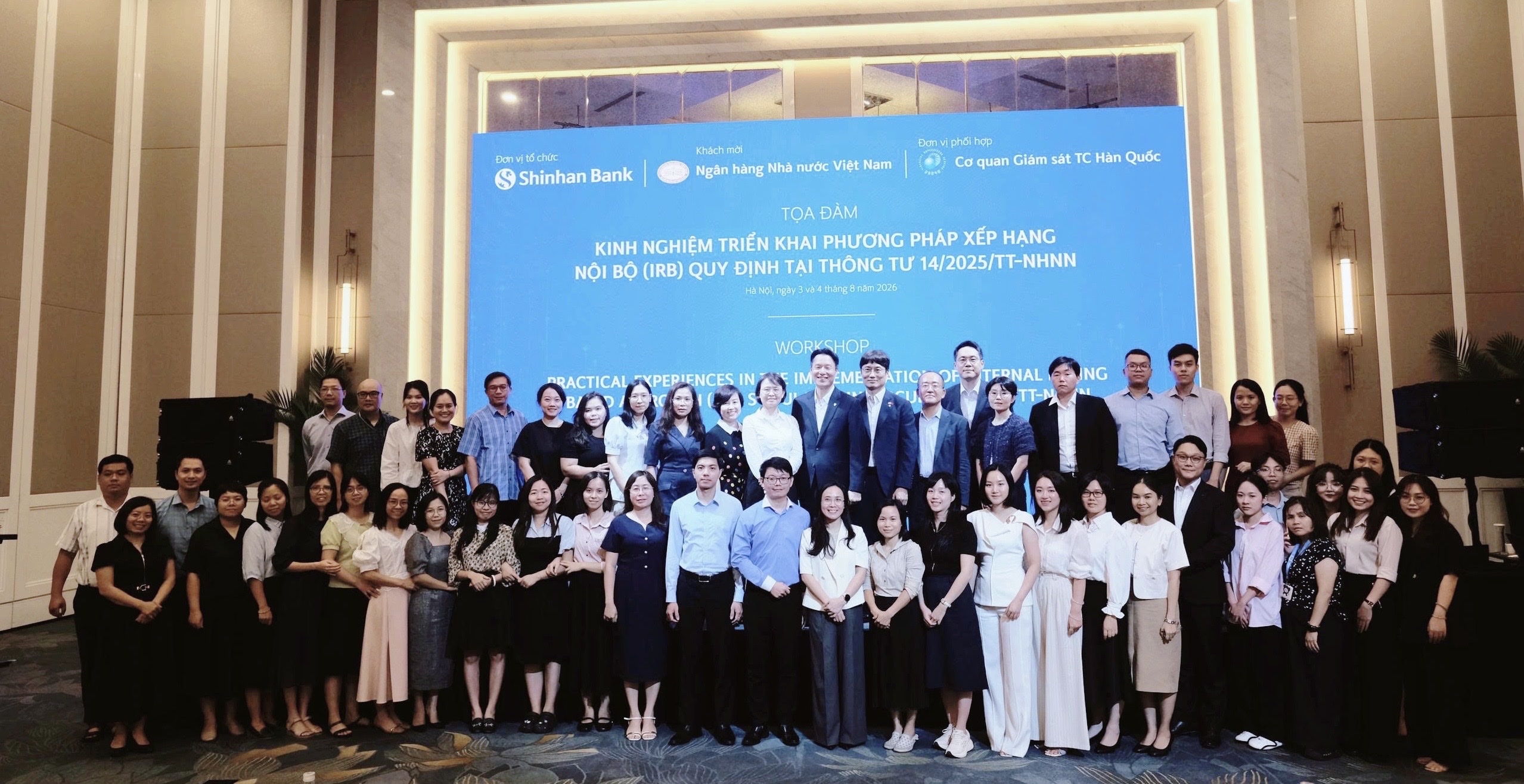 Các Đại biểu tham dự toạ đàm