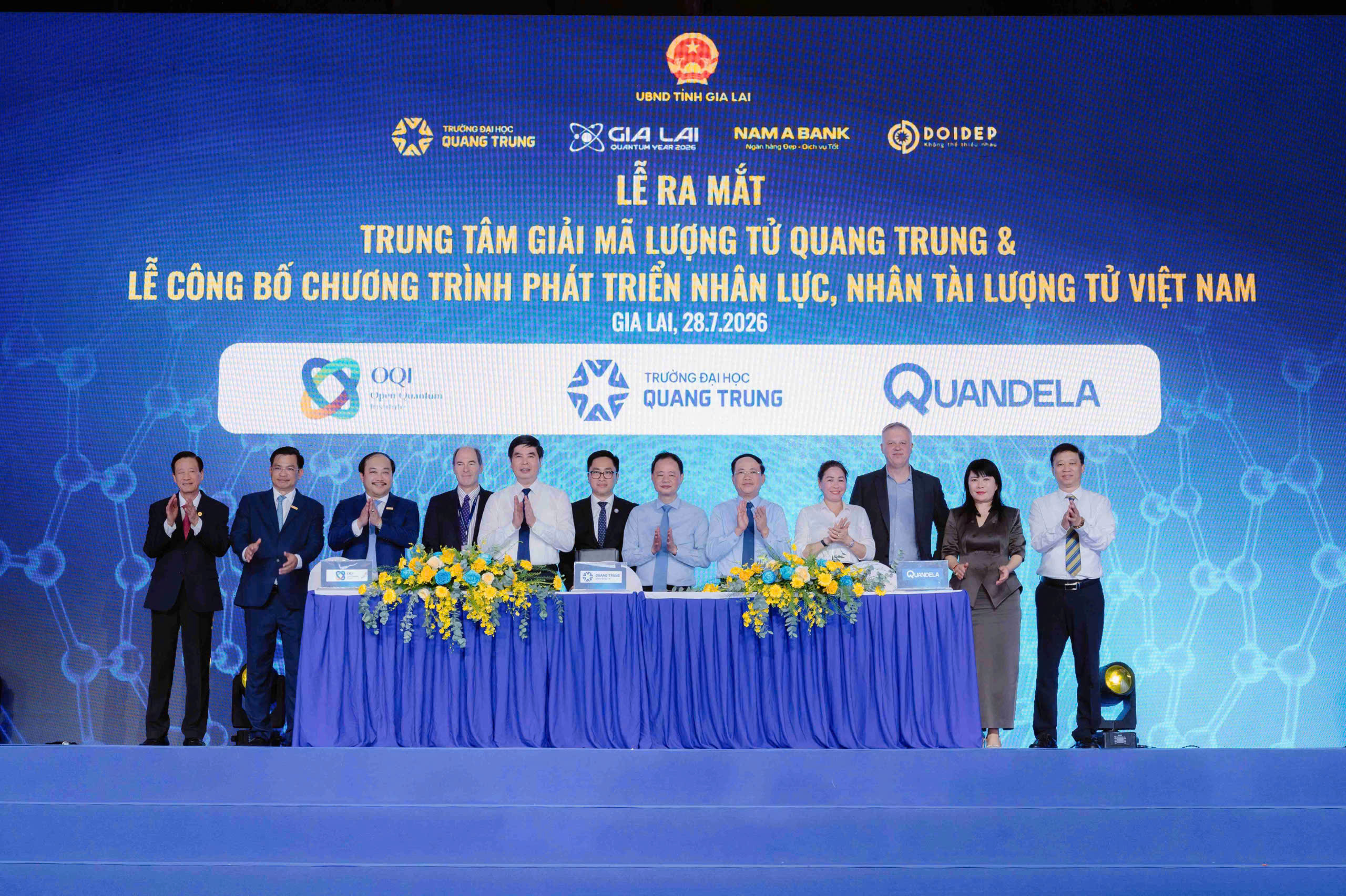 Nam A Bank hợp tác cùng Trường Đại học Quang Trung ra mắt Trung tâm Giải mã Lượng tử.