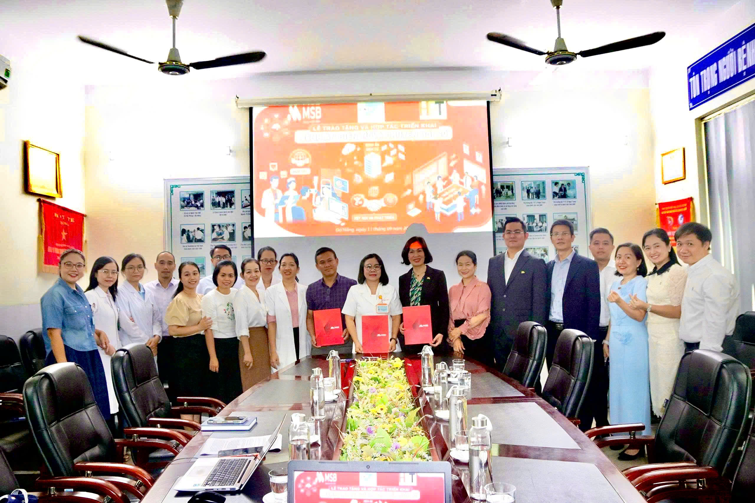 MSB và Bệnh viện Mắt Đà Nẵng triển khai giải pháp thanh toán không dùng tiền mặt