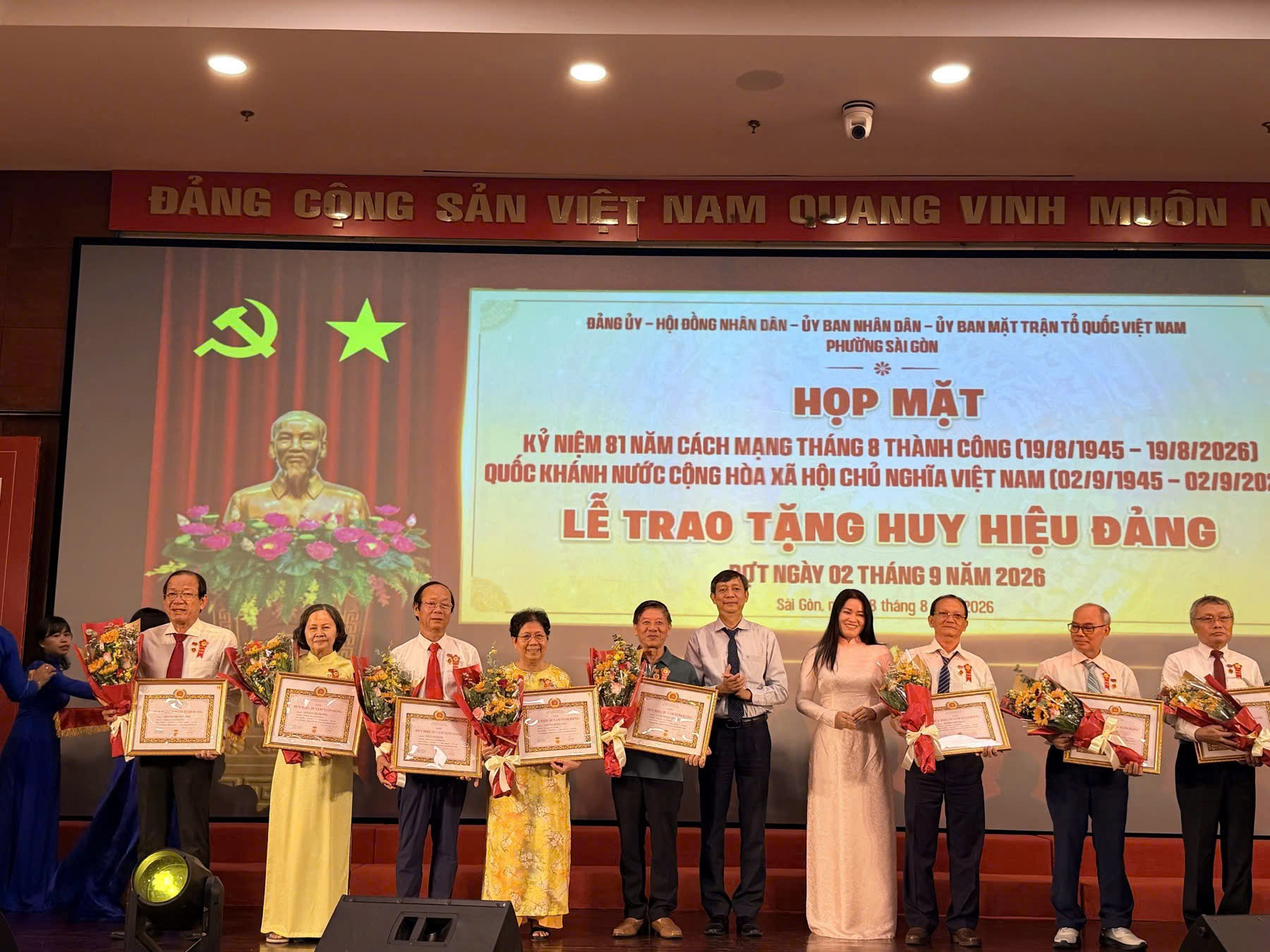 Quang cảnh buổi lễ