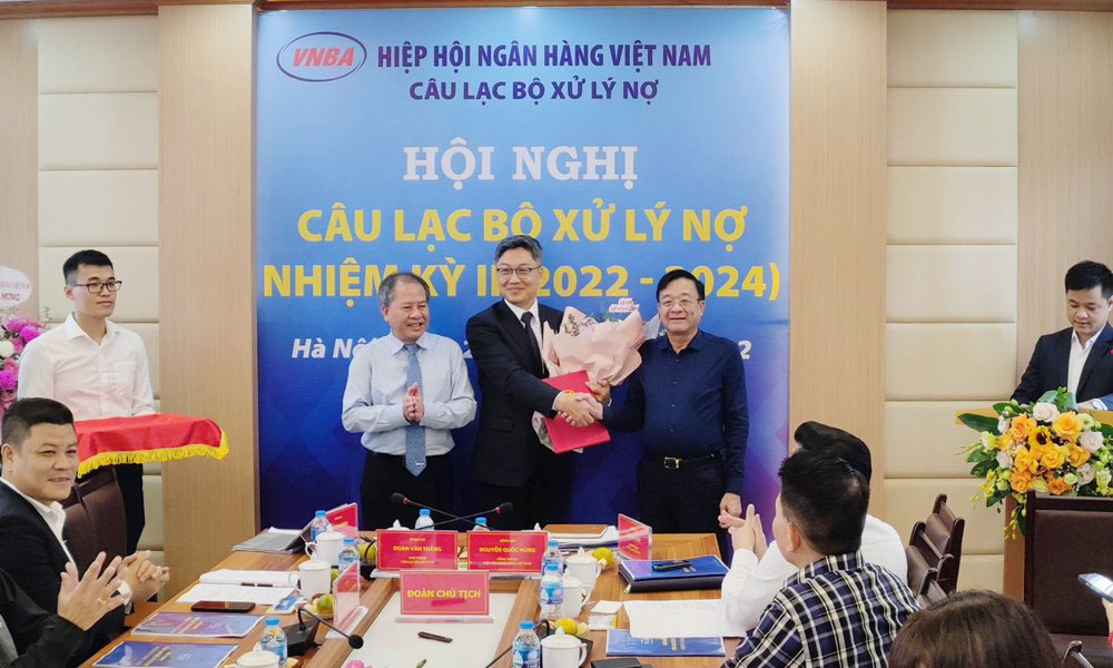Xử lý nợ 