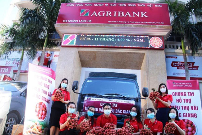 Agribank Lang Ha chung tay ho tro tieu thu nong san Bac Giang 2