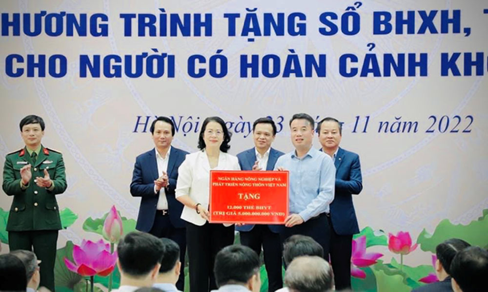 Agribank danh hon 90 ty dong ho tro nguoi ngheo 2