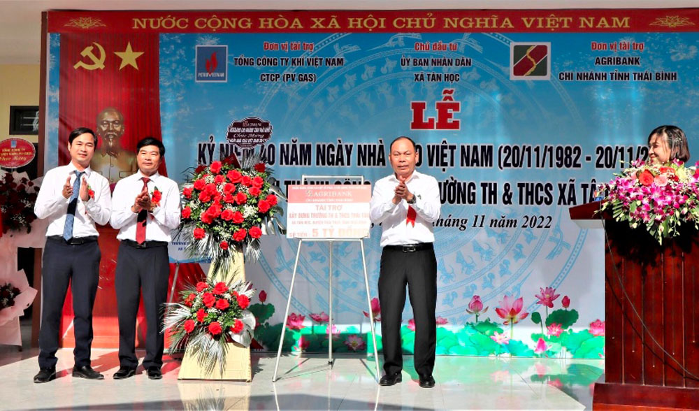 Agribank tai tro 5 ty dong xay dung truong hoc 2