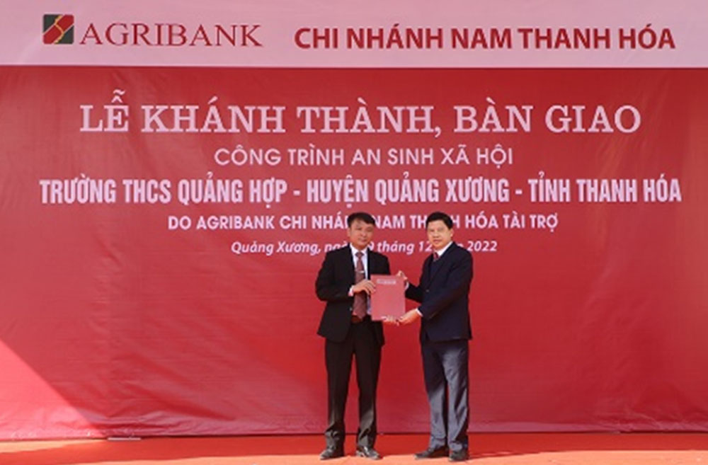 Agribank tai tro kinh phi xay dung truong THCS Quang Hop 2
