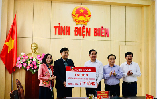 Agribank ung ho 3 ty dong chuong trinh Mai am nghia tinh