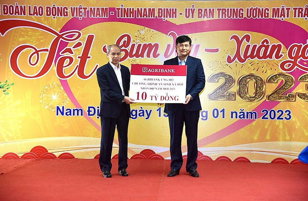 agribank tai tro 10 ty dong cho cong tac an sinh xa hoi tinh nam dinh nhan dip xuan quy mao 2023