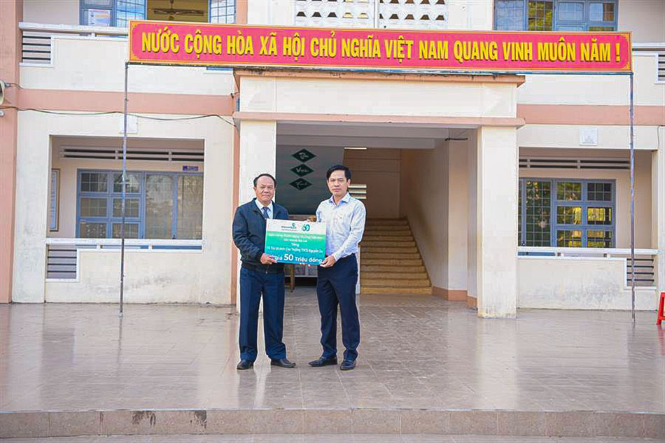 20230213 GLA DTMH HO TRO TIVI PHUC VU DAY VA HOC anh1