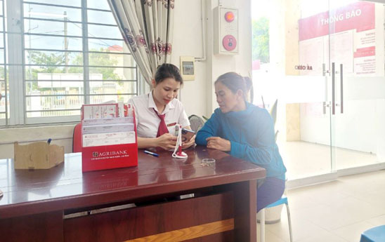 Can bo Agribank Xuan Pho ngan chan thanh cong mot vu lua dao