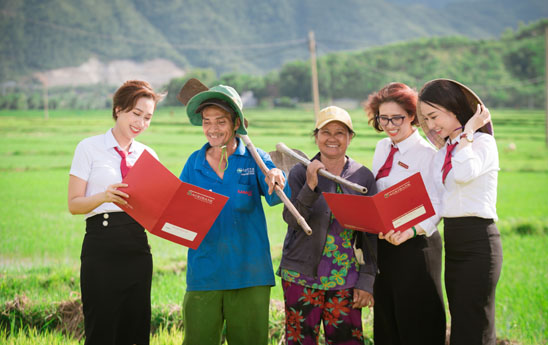 Doan vien nguoi lao dong Agribank tich cuc tham gia cac phong trao thi dua yeu nuoc
