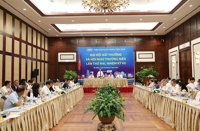 Hiep hoi Ngan hang xem xet sua doi dieu le 5