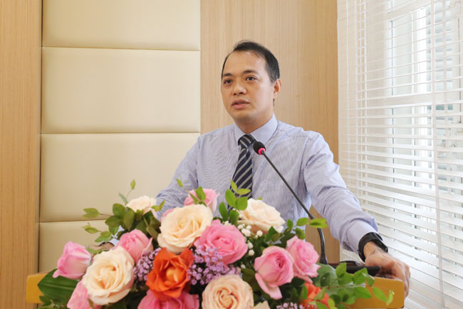 Ket nap 7 hoi vien moi Cau lac bo VietFintech 2