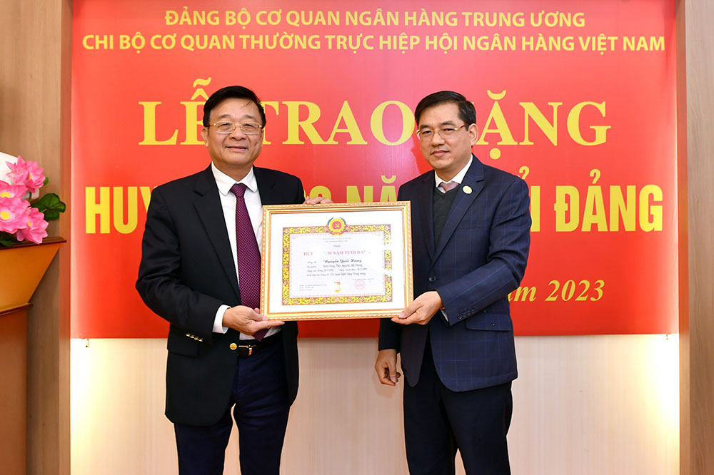 Nguyễn Quốc Hùng