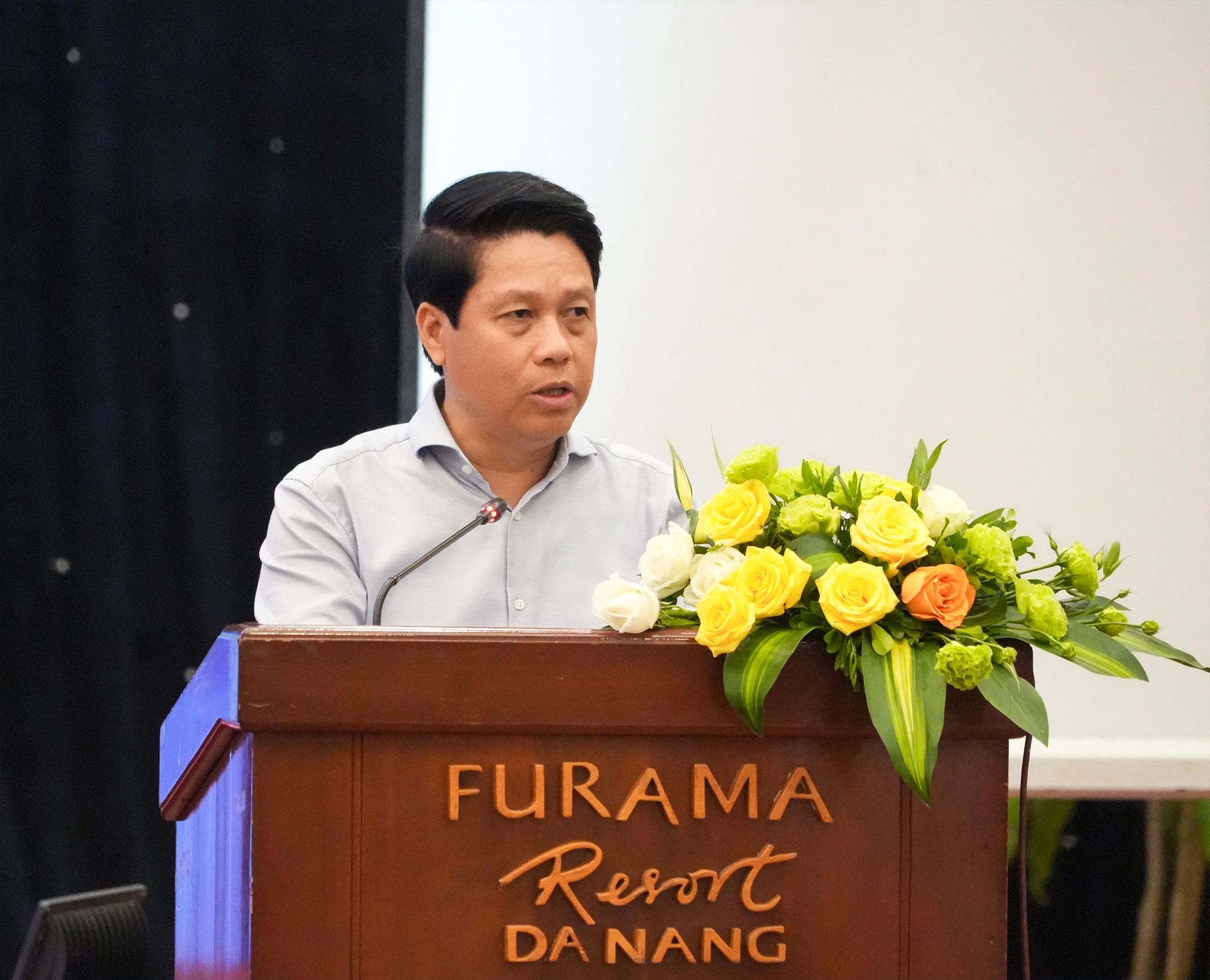 Pho Thong doc Pham Tien Dung 210423