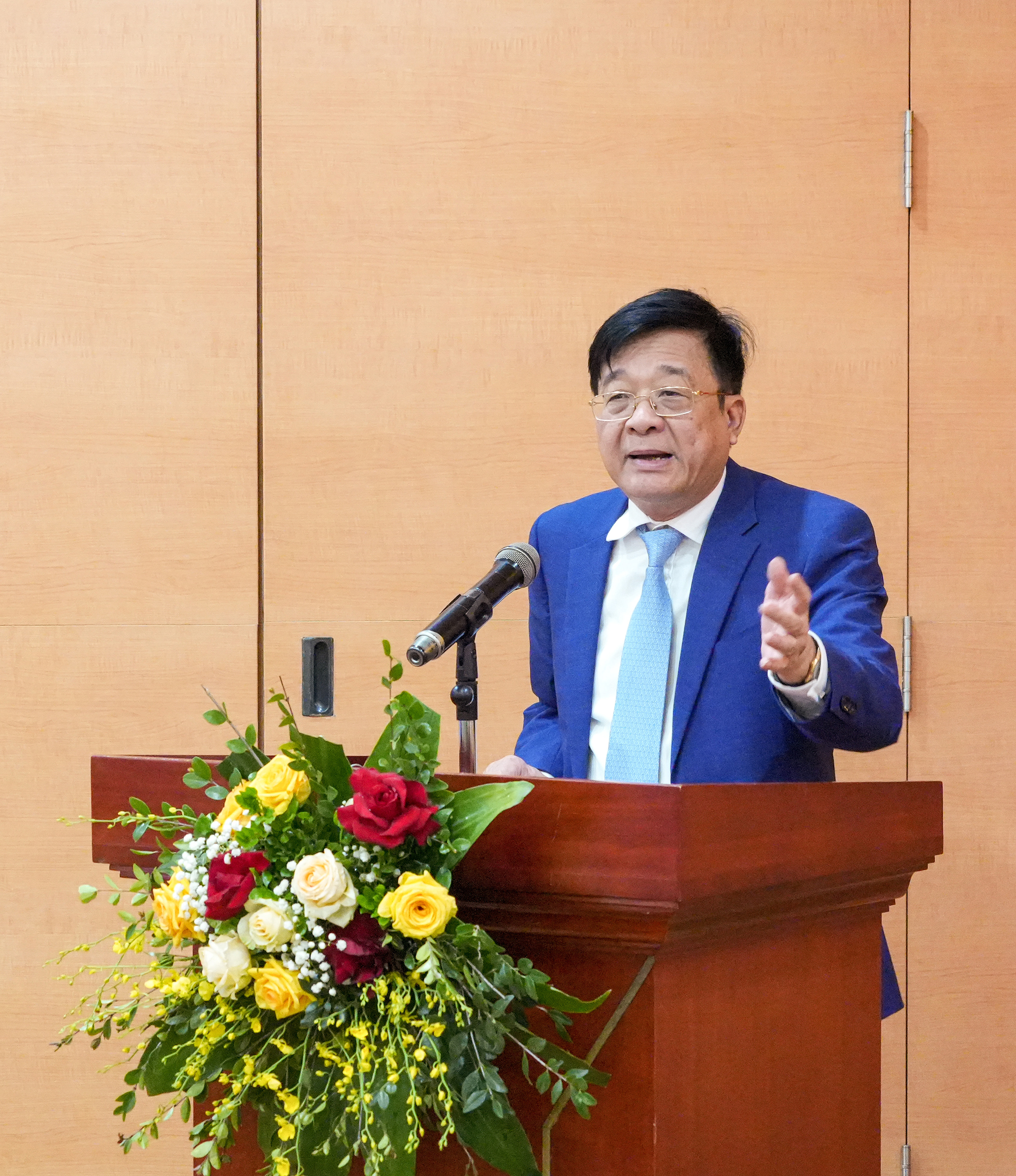 TTK Nguyen Quoc Hung 8 3 phat bieu