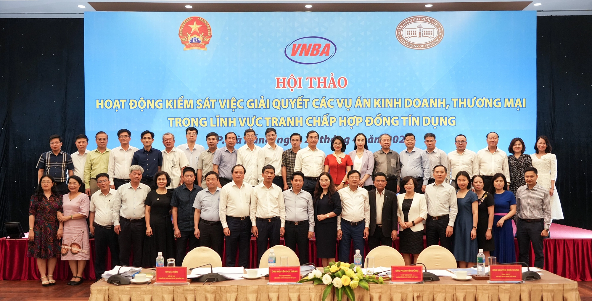 chup anh luu niem 210423 copy