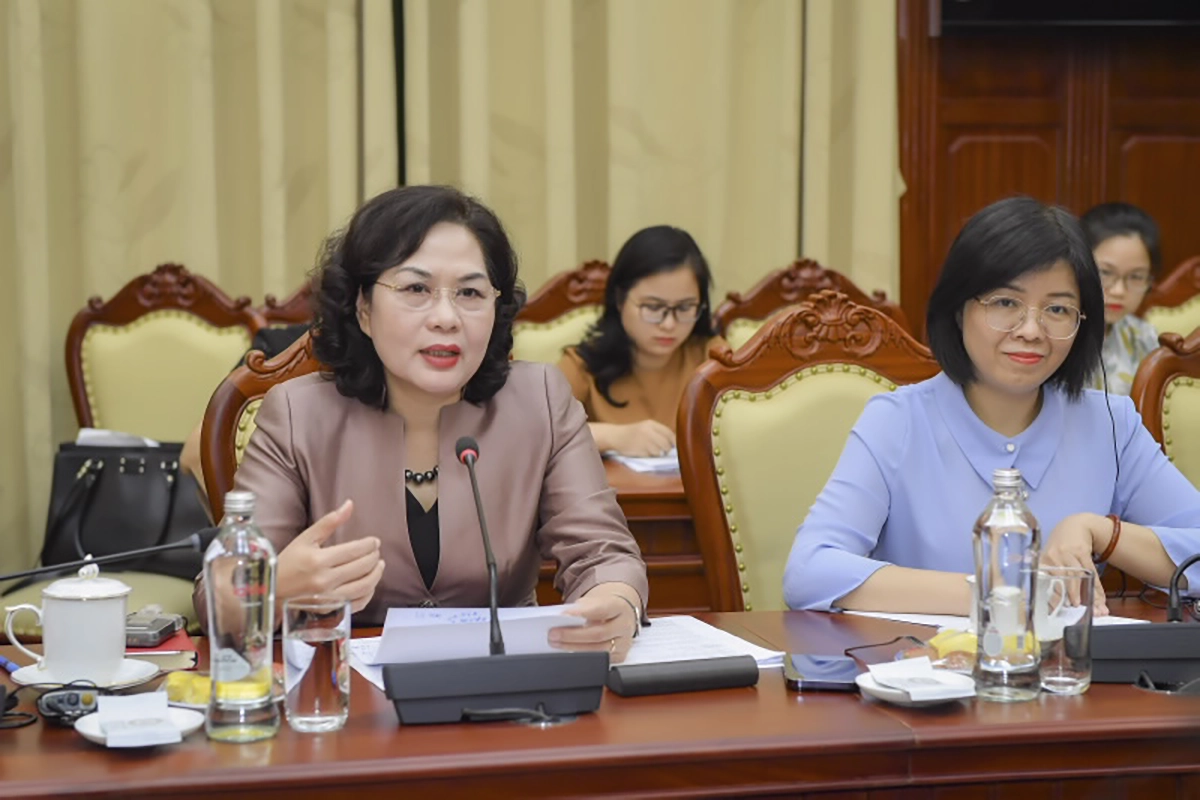 thong doc nguyen thi hong tiep xa giao doan tham van dieu iv imf